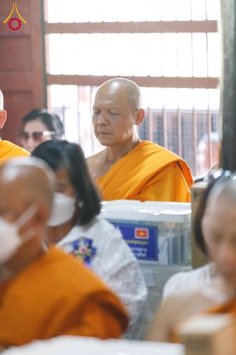 ภาพ No.202215:พิธีเจริญพระพุทธมนต์ ปฏิบัติธรรม มอบทุนการศึกษา ถวายสังฆทาน 108 วัด เพื่อถวายเป็นพุทธบูชา และขับเคลื่อนโครงการหมู่บ้านรักษาศีล 5 โดยคณะสงฆ์จังหวัดนครปฐม คณะศิษยานุศิษย์วัดพระธรรมกาย โครงการธรรมยาตรา ปีที่ 13 ณ วัดบางปลา อำเภอบางเลน จังหวัดนครปฐม