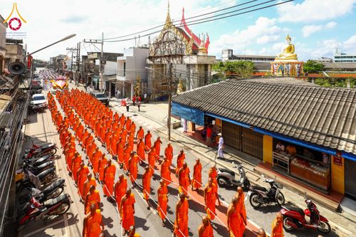 ภาพ No.211433:วันอาทิตย์ที่ 16 มีนาคม พ.ศ. 2568 ธรรมยาตราอัญเชิญพระบรมสารีริกธาตุ รอบเมืองปัตตานี ประดิษฐาน ณ ปทุมเจดีย์ เจดีย์พระพุทธเจ้า 5 พระองค์  ศูนย์อบรมเยาวชนปัตตานี