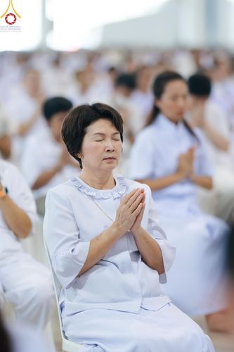 ภาพ No.159228:พิธีบูชาข้าวพระ ในวันอาทิตย์ต้นเดือน วันที่ 6 ตุลาคม พ.ศ. 2567 ณ สภาธรรมกายสากล วัดพระธรรมกาย