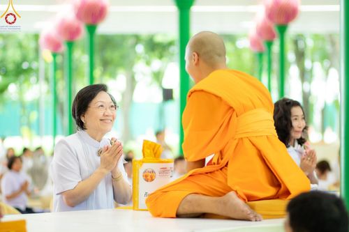 ภาพ No.136344:พิธีอุปสมบทสามเณรเตรียมสถาบันธรรมชัย รุ่นที่ 21 ณ โบสถ์พระไตรปิฏก วัดพระธรรมกาย วันเสาร์ที่ 4 พฤษภาคม พ.ศ.2567