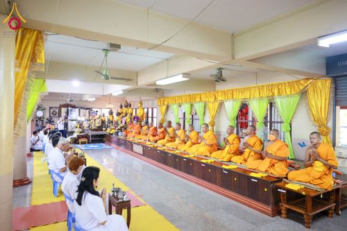 ภาพ No.196652:พิธีทอดผ้าป่าทำนุบำรุงศาสนสถาน ณ วัดไทยเจริญ ตำบลบางขุนกอง อำเภอบางกรวย จังหวัดนนทบุรี  ในโครงการธรรมยาตรา กตัญญูบูชา มหาปูชนียาจารย์ พระมงคลเทพมุนี(สด จนฺทสโร) พระผู้ปราบมาร อนุสรณ์สถาน 7 แห่ง ปีที่ 13 วันที่ 17 มกราคม พ.ศ. 2568