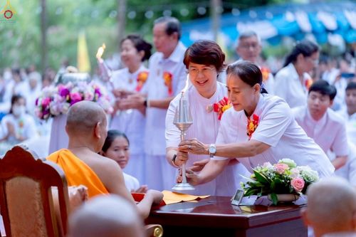 ภาพ No.238415:วันเสาร์ที่ 9 สิงหาคม พ.ศ. 2568 พิธีกลั่นแผ่นดิน โปรยทราย และจุดประทีปถวายเป็นพุทธบูชา จ.ระยอง สถาปนาองค์พระเจดีย์เพื่อสร้างสันติภาพโลก ณ ศูนย์ปฏิบัติธรรมระยอง(บ้านช่องลม) ต.บางบุตร อ.บ้านค่าย จ.ระยอง