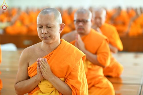 ภาพ No.162201:พิธีถวายภัตตาหารเมนูสวรรค์ เนื่องในวันออกพรรษา (ขึ้น 15 ค่ำ เดือน 11) วันพฤหัสบดีที่ 17 ตุลาคม พ.ศ. 2567 ณ หอฉันคุณยายอาจารย์ฯ วัดพระธรรมกาย