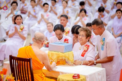 ภาพ No.254865:วันที่ 15 ตุลาคม พ.ศ. 2568 พิธีบรรจุพระบรมสารีริกธาตุภายในพระเกตุองค์พระประธาน สมโภชพระประธาน พระธรรมกาย ณ ศูนยอบรมเยาวชนกาญจนบุรี