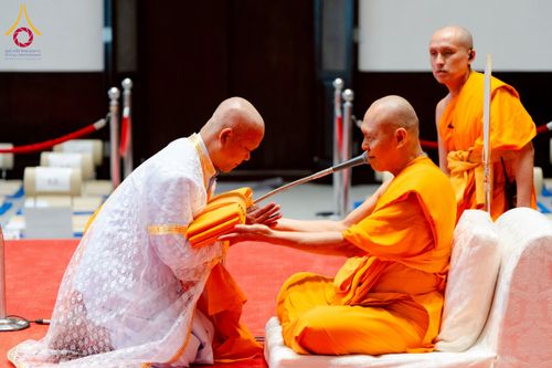 ภาพ No.223641:วันที่ 11 พฤษภาคม พ.ศ. 2568 พิธีบรรพชาของอุบาสก พิสิทธิ์ หมื่นแกล้ว  ณ วัดพระธรรมกาย