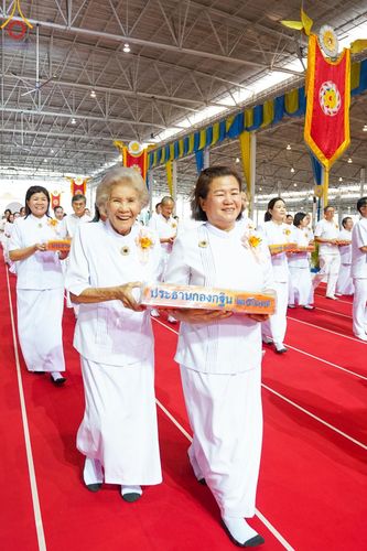 ภาพ No.167771:พิธีทอดกฐิน และ พิธีกรานกฐิน ในวันอาทิตย์ที่ 3 พฤศจิกายน พ.ศ. 2567 ณ วัดพระธรรมกาย จ.ปทุมธานี