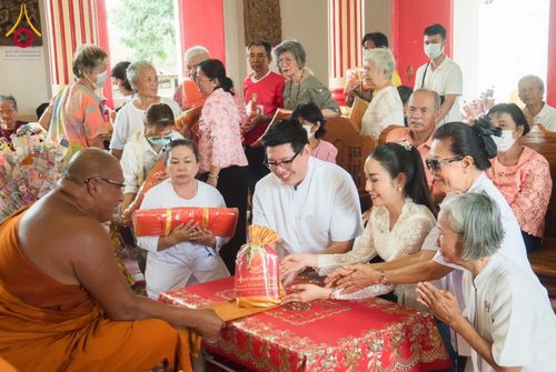 ภาพ No.168452:พิธีทอดกฐิน 4 วัด จ.ปราจีนบุรี โครงการกฐินสามัคคีทั่วไทย 30,000 วัด โดยคณะศิษยานุศิษย์วัดพระธรรมกาย บูชาธรรม 80 ปี หลวงพ่อธัมมชโย วันที่ 26-27 ตุลาคม พ.ศ. 2567