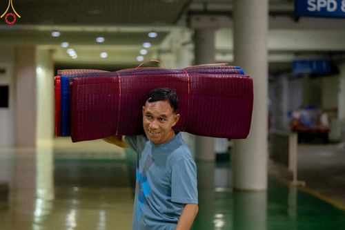 ภาพ No.60591:V.38 ทุ่มพลังเพื่อพ่อครบ 80 ปี ภาพการเตรียมงานของหน่วยงานต่างๆ เพื่อพิธีฉลองอายุวัฒนมงคล 80 ปี หลวงพ่อธัมมชโย และรับถวายมหาสังฆทาน 10,000 กว่าวัดทั่วประเทศ ในวันคุ้มครองโลก วันจันทร์ที่ 22 เมษายน พ.ศ. 2567