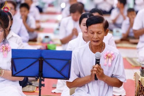 ภาพ No.200093:พิธีทอดผ้าป่าทำนุบำรุงศาสนสถาน ณ วัดบางไผ่นารถ ตำบลบางไทรป่า อำเภอบางเลน จังหวัดนครปฐม ในโครงการธรรมยาตรา กตัญญูบูชา มหาปูชนียาจารย์ พระมงคลเทพมุนี(สด จนฺทสโร) พระผู้ปราบมาร อนุสรณ์สถาน 7 แห่ง ปีที่ 13 วันที่ 22 มกราคม พ.ศ. 2568