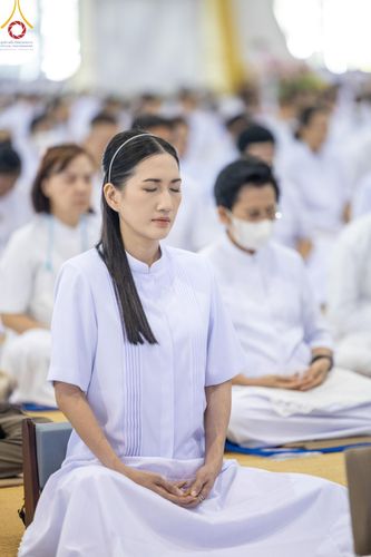 ภาพ No.123088:พิธีตักบาตร และพิธีบูชาข้าวพระ ในวันอาทิตย์ต้นเดือนที่ 4 กุมภาพันธ์ พ.ศ. 2567 ณ วัดพระธรรมกาย จ.ปทุมธานี