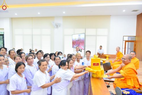 ภาพ No.156056:โครงการ อุบาสกแก้ว อุบาสิกาแก้ว รุ่นที่ 2 ตัวแทนทอดกฐินสามัคคีทั่วไทย 30,000 วัด ระหว่างวันที่ 13-15 กันยายน พ.ศ. 2567 ณ ศูนย์ปฏิบัติธรรมจันทบุรี จ.จันทบุรี