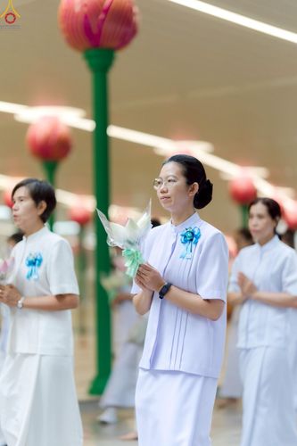 ภาพ No.227431:วันเสาร์ที่ 31 พฤษภาคม พ.ศ. 2568 พิธีเวียนประทักษิณรอบพระอุโบสถ ในพิธีอุปสมบท สามเณรเตรียม DCI รุ่นที่ 22 ณ อุโบสถพระไตรปิฎก วัดพระธรรมกาย