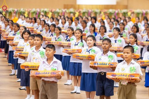 ภาพ No.152904:อบรมเชิงปฎิบัติการจัดกิจกรรมทอดกฐินสัมฤทธิ์ และพิธีมอบผ้าไตรประธานกฐินสัมฤทธิ์เด็กดี V-Star ประจำปีพุทธศักราช 2567  วันเสาร์ที่ 7 กันยายน พ.ศ.2567 ณ สภาธรรมกายสากล วัดพระธรรมกาย