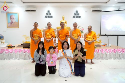 ภาพ No.227648:วันที่ 7 มิถุนายน พุทธศักราช 2568 วิสาขบูชาบนเกาะสุมาตรา ถวายเป็นพระราชกุศล แด่ “สมเด็จพระนางเจ้าสุทิดา พระบรมราชินี”