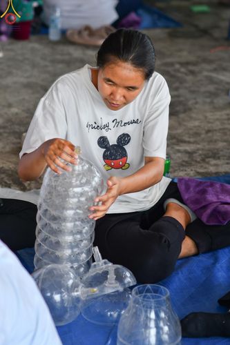 ภาพ No.127520:V.31 ทุ่มเทเพื่อบางกล่ำ การเตรียมงานของเจ้าหน้าที่หน่วยงานต่างๆ  เพื่องานธรรมยาตราอัญเชิญพระบรมสารีริกธาตุ ประดิษฐาน ณ มหารัตนเจดีย์สิริปทุมสวรรค์ (เจดีย์อริยพุทธะ 5 พระองค์) ณ ศูนย์ปฏิบัติธรรมภาคใต้ อ.บางกล่ำ จ.สงขลา ระหว่างวันที่ 9-10 มีนาคม พ.ศ. 2567