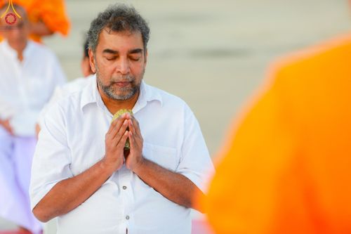 ภาพ No.180065:พิธีปลงผมนาคธรรมทายาท ในโครงการอุปสมบทหมู่ บูชาธรรมมหาปูชนียาจารย์ (ศูนย์อบรมวัดพระธรรมกาย) วันที่ 1 ธันวาคม พ.ศ. 2567 ณ ลานธรรมหารัตนวิหารคด วัดพระธรรมกาย จ.ปทุมธานี