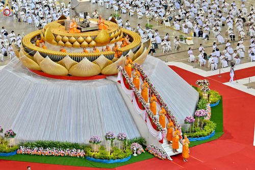 ภาพ No.77781:พิธีหล่อพระบรมพุทธเจ้า ทิศตะวันตก  วันอาทิตย์ที่ 19 มีนาคม พ.ศ. 2566 ณ วัดพระธรรมกาย จ.ปทุมธานี