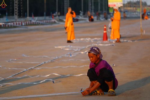 ภาพ No.320973:วันที่ 9 เมษายน พ.ศ.2569 การเตรียมงานจราจร เพื่องานถวายมหาสังฆทาน 40,000 กว่าวัดทั่วประเทศ วันคุ้มครองโลก 22 เมษายน พ.ศ.2569 วัดพระธรรมกาย