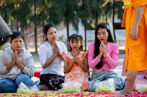 ภาพ No.287011:วันที่ 2 มกราคม พ.ศ.2569 พิธีต้อนรับพระธรรมยาตรา ครั้งที่ 1 (ภาพชุดที่ 2) ณ วัดพระธรรมกาย (วิหารหลวงปู่ - พระมหาธรรมกายเจดีย์)