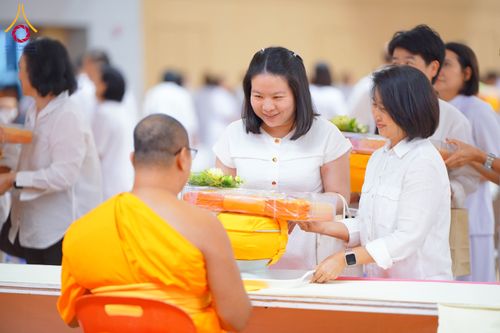 ภาพ No.313679:วันอาทิตย์ที่ 15 มีนาคม พ.ศ. 2569 พิธีร่วมบุญบรรพชาสามเณร 5000 รูป ณ ห้องแก้วสารพัดนึก 2 สภาธรรมกายสากล วัดพระธรรมกาย