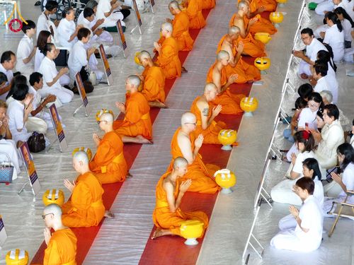 ภาพ No.321445:วันเสาร์ที่ 11 เมษายน พ.ศ.2569 พิธีขอบรรพชา พิธีขอสรณคมณ์และศีล, พิธีถวายบาตร พิธีอุปสมบท โครงการอุปสมบทหมู่ บูชาธรรมหลวงพ่อธัมมชโย พ.ศ.2569 โครงการอุปสมบทหมู่ธรรมทายาท ระดับอุดมศึกษา รุ่น 53 (ภาคฤดูร้อน) ณ วัดพระธรรมกาย ปทุมธานี