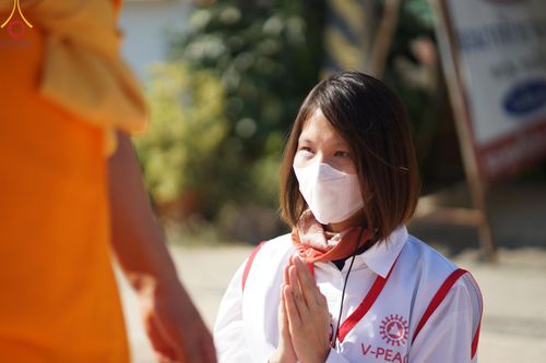 ภาพ No.105910:V.2 ทุ่มเท การเตรียมงาน เก็บงาน การรับบุญของเจ้าหน้าที่หน่วยงานต่างๆ เพื่อโครงการธรรมยาตรา กตัญญูบูชามหาปูชนียาจารย์ พระมงคลเทพมุนี (สด จนฺทสโร) พระผู้ปราบมาร อนุสรณ์สถาน 7 แห่ง ปีที่ 12 ระหว่างวันที่ 2 - 31 มกราคม พ.ศ.2567