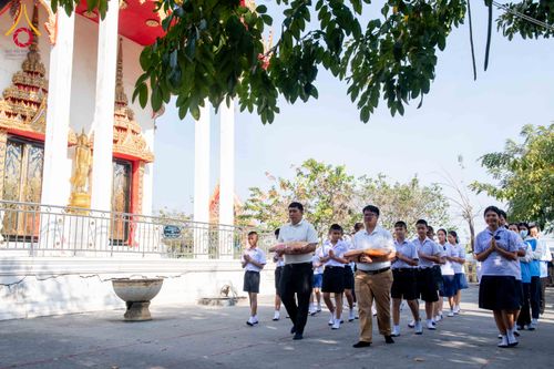 ภาพ No.305122:วันที่ 28 มกราคม พ.ศ. 2569 พิธีทอดผ้าป่าทำนุบำรุงศาสนสถาน ณ วัดเกิดการอุดม อ.คลองหลวง จ.ปทุมธานี ในโครงการธรรมยาตรา กตัญญูบูชา มหาปูชนียาจารย์ พระมงคลเทพมุนี(สด จนฺทสโร) พระผู้ปราบมาร อนุสรณ์สถาน 7 แห่ง ปีที่ 14