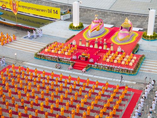 ภาพ No.307760:วันที่ 31 มกราคม พ.ศ. 2569 พิธีจุดประทีปธรรมถวายเป็นพุทธบูชา  และบูชาธรรมมหาปูชนียาจารย์ (ภาพชุดที่ 2) ณ วัดพระธรรมกาย ปทุมธานี ในโครงการธรรมยาตรา กตัญญูบูชา มหาปูชนียาจารย์ พระมงคลเทพมุนี(สด จนฺทสโร) พระผู้ปราบมาร อนุสรณ์สถาน 7 แห่ง ปีที่ 14