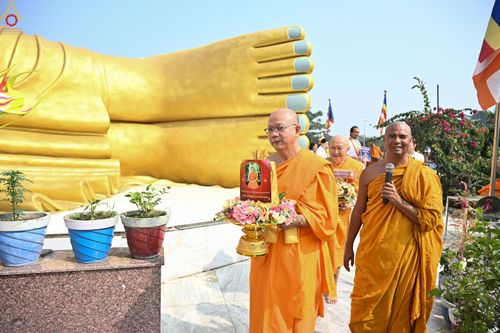 ภาพ No.284039:วันที่ 5 พฤศจิกายน พุทธศักราช 2568 กฐินสมทบวัดต่างประเทศ โดยคณะศิษยานุศิษย์ บูชาธรรม 81 ปี หลวงพ่อธัมมชโย ณ วัดพุทธนานาชาติเพื่อสวัสดิการสากล (Buddha International Welfare Mission)  เมืองพุทธคยา ประเทศอินเดีย