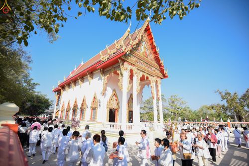 ภาพ No.293358:วันที่ 12 มกราคม พ.ศ. 2569 พิธีทอดผ้าป่าทำนุบำรุงศาสนสถาน ณ วัดผาสุการาม อ.บางเลน จ.นครปฐม ในโครงการธรรมยาตรา กตัญญูบูชา มหาปูชนียาจารย์ พระมงคลเทพมุนี(สด จนฺทสโร) พระผู้ปราบมาร อนุสรณ์สถาน 7 แห่ง ปีที่ 14