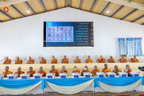 ภาพ No.230233:วันเสาร์ที่ 28 มิถุนายน พ.ศ. 2568 พิธีถวายสังฆทาน 323 วัด 4 จังหวัดชายแดนใต้ ปีที่ 21 ครั้งที่ 178 พิธีมอบกองทุนหนุนแรงใจช่วยครูใต้ ปีที่ 18 ครั้งที่ 142 ณ ศูนย์อบรมเยาวชนจังหวัดปัตตานี