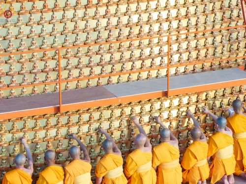 ภาพ No.194574:พิธีปฐมเริ่มสุวรรณรังสรรค์มหาธรรมกายเจดีย์ วันจันทร์ที่ 13 มกราคม พ.ศ. 2568 ณ มหาธรรมกายเจดีย์ วัดพระธรรมกาย จ.ปทุมธานี