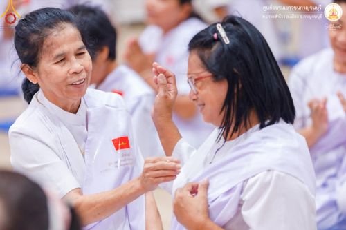 ภาพ No.152156:โครงการอบรมอุบาสก อุบาสิกาแก้ว ตัวแทนทอดกฐิน 30,000 วัด ทั่วไทย ระหว่างวันที่ 6-8 กันยายน พ.ศ. 2567 ณ ศูนย์อบรมเยาวชนกาญจนบุรี