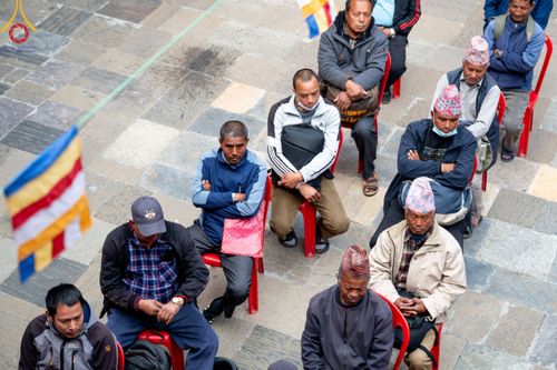 ภาพ No.209848:วันที่ 28 กุมภาพันธ์ พ.ศ.2568 พิธีเปิดโครงการบวชสามเณร พิธีถวายไทยธรรม พิธีขอขมามอบผ้าไตร  ณ เมืองปาตัน ประเทศเนปาล