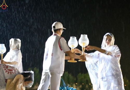 ภาพ No.119465:V.18 ทันทีม การเตรียมงาน เก็บงาน การรับบุญของเจ้าหน้าที่หน่วยงานต่างๆ เพื่อโครงการธรรมยาตรา กตัญญูบูชามหาปูชนียาจารย์ พระมงคลเทพมุนี (สด จนฺทสโร) พระผู้ปราบมาร อนุสรณ์สถาน 7 แห่ง ปีที่ 12 ระหว่างวันที่ 2 - 31 มกราคม พ.ศ.2567