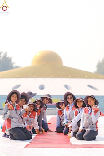 ภาพ No.208160:V.55 สารพัดV สารพัดดี ที่วัดพระธรรมกาย ในโครงการธรรมยาตรา กตัญญูบูชา มหาปูชนียาจารย์ พระมงคลเทพมุนี (สด จนฺทสโร) พระผู้ปราบมาร อนุสรณ์สถาน 7 แห่ง ปีที่ 13 ระหว่างวันที่ 2-31 มกราคม พ.ศ. 2568