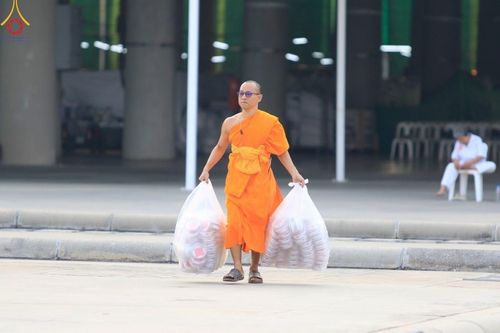 ภาพ No.122693:V.24 ใกล้ชนะ การเตรียมงาน เก็บงาน การรับบุญของเจ้าหน้าที่หน่วยงานต่างๆ เพื่อโครงการธรรมยาตรา กตัญญูบูชา มหาปูชนียาจารย์ พระมงคลเทพมุนี (สด จนฺทสโร) พระผู้ปราบมาร อนุสรณ์สถาน 7 แห่ง ปีที่ 12 ระหว่างวันที่ 2 - 31 มกราคม พ.ศ. 2567