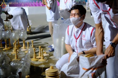 ภาพ No.206623:V.54 สารพัดV สารพัดดี ที่บางปลา ในโครงการธรรมยาตรา กตัญญูบูชา มหาปูชนียาจารย์ พระมงคลเทพมุนี(สด จนฺทสโร) พระผู้ปราบมาร อนุสรณ์สถาน 7 แห่ง ปีที่ 13 ระหว่างวันที่ 2-31 มกราคม พ.ศ. 2568