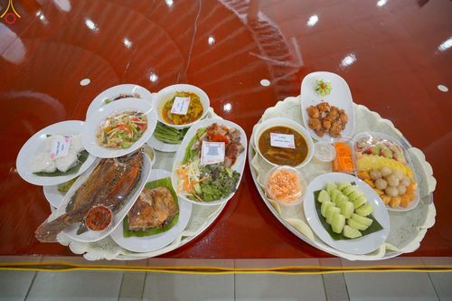 ภาพ No.247461:วันจันทร์ที่ 22 กันยายน พ.ศ. 2568 (วันพระ แรม 15 ค่ำ เดือน 10) พิธีบุพเปตพลี ครั้งที่ 170 ร่วมอุทิศบุญแด่หมู่ญาติที่ล่วงลับไปแล้ว และสืบทอดอายุพระพุทธศาสนา ณ หอฉันคุณยายอาจารย์ฯ วัดพระธรรมกาย