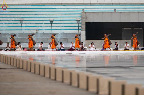 ภาพ No.120391:พิธีต้อนรับพระธรรมยาตรา ในโครงการธรรมยาตรา กตัญญูบูชา มหาปูชนียาจารย์ พระมงคลเทพมุนี(สด จนฺทสโร) พระผู้ปราบมาร อนุสรณ์สถาน 7 แห่ง ปีที่ 12 วันที่ 28 มกราคม พ.ศ. 2567 ณ วัดพระธรรมกาย จ.ปทุมธานี (ชุดที่ 2)