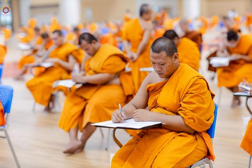 ภาพ No.249674:วันที่ 1 ตุลาคม พ.ศ. 2568 การสอบธรรมสนามหลวง นักธรรมชั้นตรี อำเภอคลองหลวง จังหวัดปทุมธานี ณ ห้องแก้วสารพัดนึก 2 วัดพระธรรมกาย