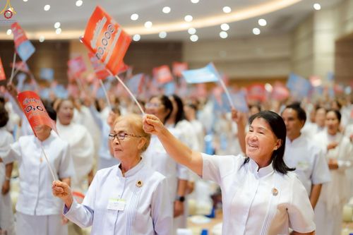 ภาพ No.242318:วันที่ ๒๙ - ๓๑ สิงหาคม พ.ศ. ๒๕๖๘ สัมมนารวมใจผู้นำบุญ บูชาธรรม ๘๑ ปี  หลวงพ่อธัมมชโย รุ่นที่ ๒ กฐินสามัคคีทั่วไทย ๓๐,๐๐๐ วัด โครงการอุปสมบทบูชาธรรมมหาปูชนียาจารย์  ๓,๐๐๐ รูป