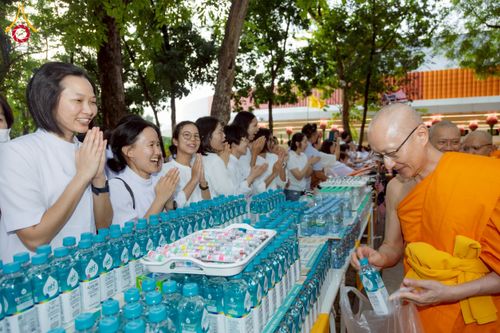 ภาพ No.233223:วันที่ 11 กรกฏาคม พ.ศ. 2568 พิธีอธิษฐานพรรษา ของคณะสงฆ์ ณ โบสถ์พระไตรปิฎก วัดพระธรรมกาย ต.คลองสาม อ.คลองหลวง จ.ปทุมธานี