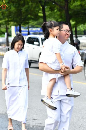 ภาพ No.146860:การต้อนรับพระสังฆาธิการ 2,000 กว่าวัดทั่วประเทศ และพิธีบูชาข้าวพระ เนื่องในวันสมาธิโลก วันอาทิตย์ที่ 4 สิงหาคม พ.ศ. 2567 ณ สภาธรรมกายสากล วัดพระธรรมกาย