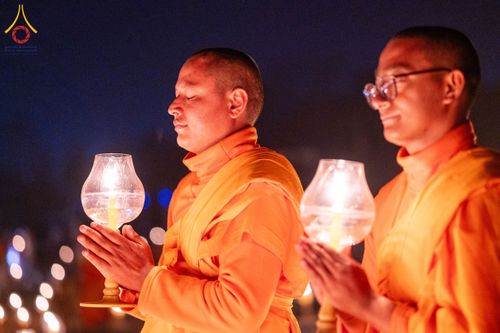 ภาพ No.210559:วันเสาร์ที่ 8 มีนาคม พ.ศ. 2568 พิธีจุดประทีป โครงการบรรพชาสามเณรชาวเนปาล 500 รูป ณ ชาตสถานอุทยานลุมพินีวัน ที่ประสูติขององค์สมเด็จพระสัมมาสัมพุทธเจ้า ลุมพินี ประเทศเนปาล