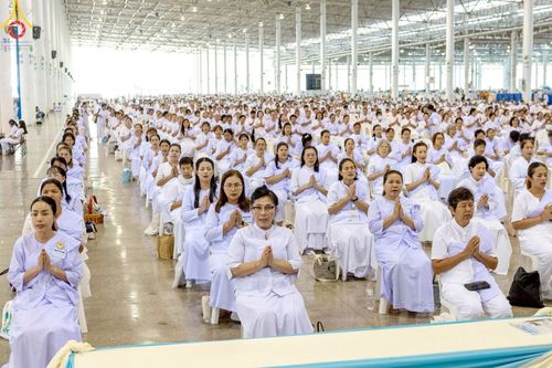 ภาพ No.222846:วันอาทิตย์ต้นเดือนที่ 4 พฤษภาคม พ.ศ. 2568 พิธีบูชาข้าวพระ ณ สภาธรรมกายสากล วัดพระธรรมกาย