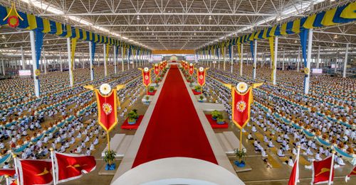 ภาพ No.60023:พิธีเจริญพระพุทธมนต์ "ฉลองอายุวัฒนมงคล 80 ปี หลวงพ่อธัมมชโย" พิธีถวายไทยธรรม คณะสงฆ์ 10,000 กว่าวัดทั่วประเทศ ในวันคุ้มครองโลก วันจันทร์ที่ 22 เมษายน พ.ศ. 2567 ณ สภาธรรมกายสากล วัดพระธรรมกาย จ.ปทุมธานี