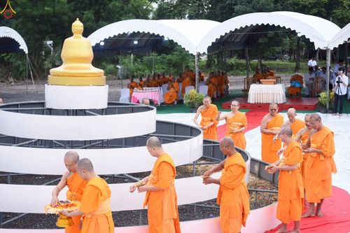 ภาพ No.246932:วันอาทิตย์ที่ 14 กันยายน พ.ศ. 2568 พิธีทอดผ้าป่า ซื้อดิน ปรับพื้นที่ลานธรรม  และพิธีกลั่นแผ่นดิน โปรยทราย สถาปนาองค์พระเจดีย์ เพื่อสร้างสันติภาพโลก  ณ ศูนย์ปฏิบัติธรรมสระบุรี อ.พระพุทธบาท จ.สระบุรี