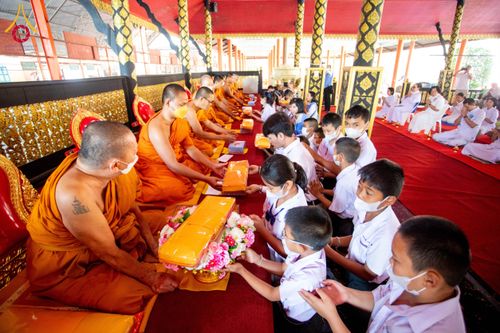 ภาพ No.205098:พิธีทอดผ้าป่าทำนุบำรุงศาสนสถาน ณ วัดบ่อทอง ตำบลคูขวาง อำเภอลาดหลุมแก้ว จังหวัดปทุมธานี ในโครงการธรรมยาตรา กตัญญูบูชา มหาปูชนียาจารย์ พระมงคลเทพมุนี(สด จนฺทสโร) พระผู้ปราบมาร อนุสรณ์สถาน 7 แห่ง ปีที่ 13 วันที่ 30 มกราคม พ.ศ. 2568 