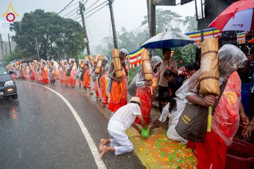 ภาพ No.226328:วันที่ 7-10 พฤษภาคม พ.ศ. 2568 โครงการเดินธรรมยาตรา สยาม-ลังกา ธรรมยาตรา ฉลองเทศกาลวิสาขบูชาแห่งชาติ ศรีลังกา บูชาธรรม 81 ปี หลวงพ่อธัมมชโย เมืองนูวราอิลิยา ประเทศศรีลังกา